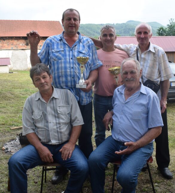 Најбољи у припреми хране из котлића Фото: Дрина Инфо