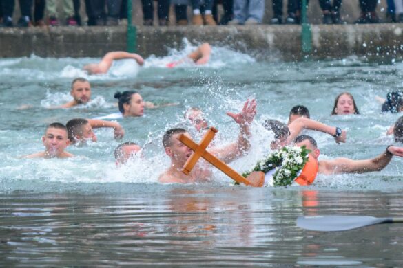 Богојављенко пливање, фото: Горан Павловић